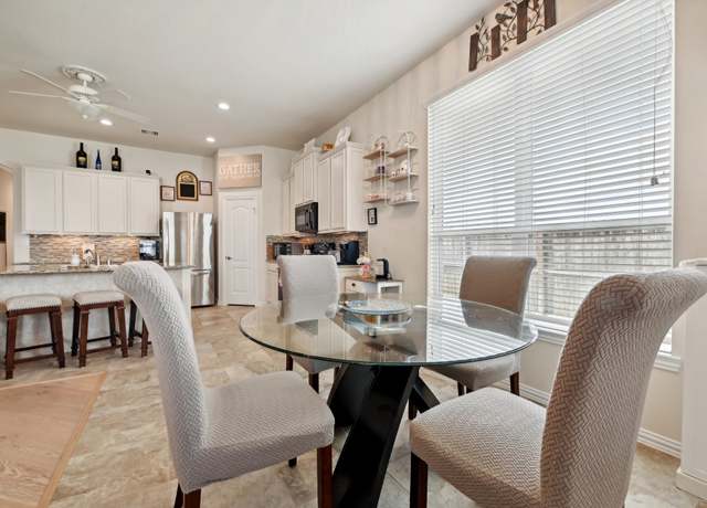 Property at 29918 Tallow Grove Ln, Brookshire, TX 77423, 3 beds, 3 baths