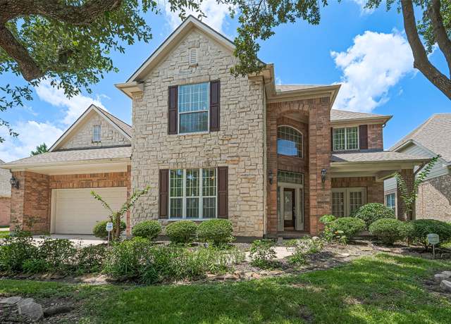 Property at 7927 Chateau Point Ln, Houston, TX 77041, 5 beds, 3.5 baths