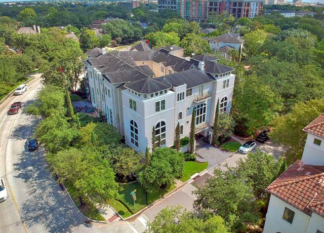 Property at 2094 Brentwood Dr, Houston, TX 77019, 3 beds, 3.5 baths
