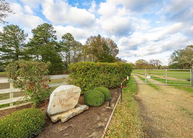 Property at 1585 Round Top Rd, Round Top, TX 78954, 6 beds, 6.5 baths