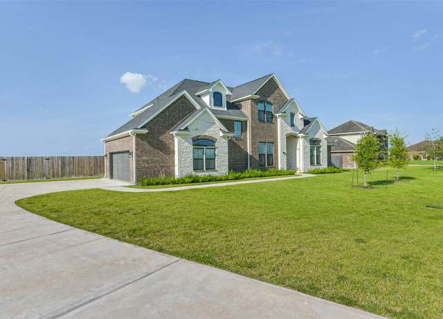 Property at 3511 Palm Crest Dr, Rosharon, TX 77583, 4 beds, 4.5 baths