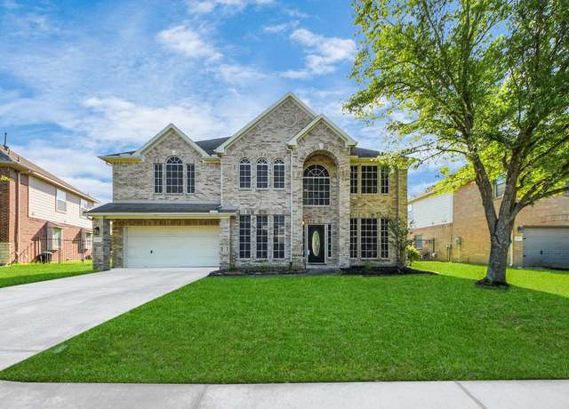 Property at 30214 Vinebriar Dr, Spring, TX 77386, 5 beds, 2.5 baths