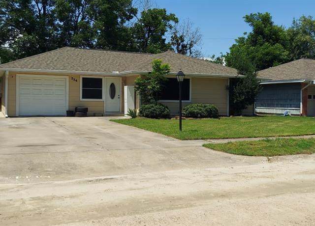 Property at 234 Maxie St, Deer Park, TX 77536, 3 beds, 1 bath