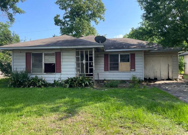 Property at 3706 Yosemite St, Houston, TX 77021, 3 beds, 1 bath