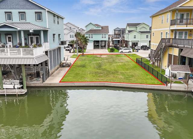 Property at 413 Amanda Cir, Tiki Island, TX 77554