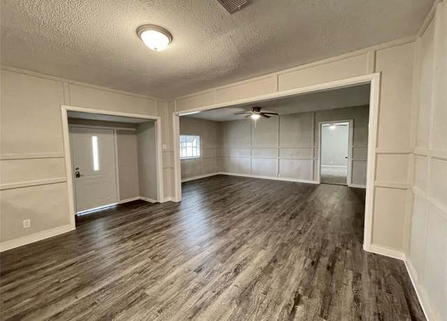 Property at 1827 Neuman St, La Marque, TX 77568, 3 beds, 2 baths