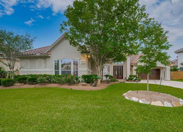 Property at 12404 Baymeadow Drive Dr, Pearland, TX 77584, 3 beds, 2.5 baths