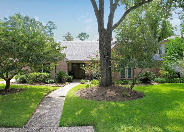 Property at 2810 Woodland Ridge Dr, Houston, TX 77345, 4 beds, 2.5 baths