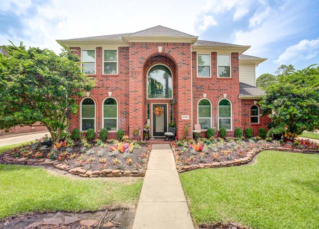 Property at 17315 Ginger Fields Ln, Tomball, TX 77377, 4 beds, 2.5 baths