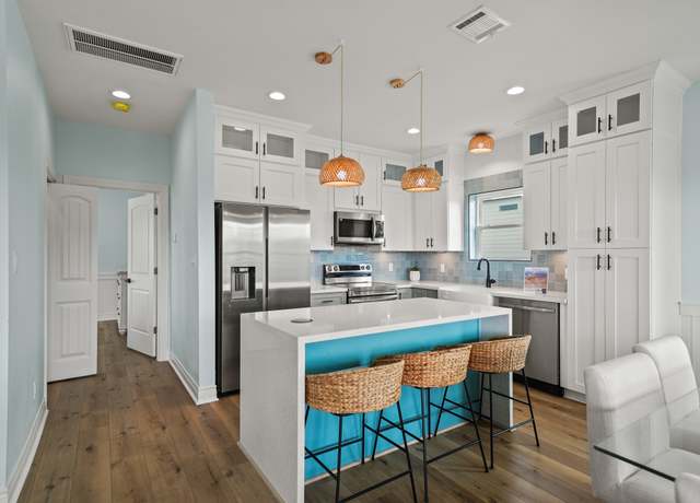 Property at 4411 Ranger Dr, Crystal Beach, TX 77650, 4 beds, 2.5 baths