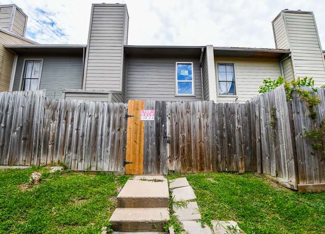 Property at 11000 Kinghurst Dr #156, Houston, TX 77099, 2 beds, 1.5 baths
