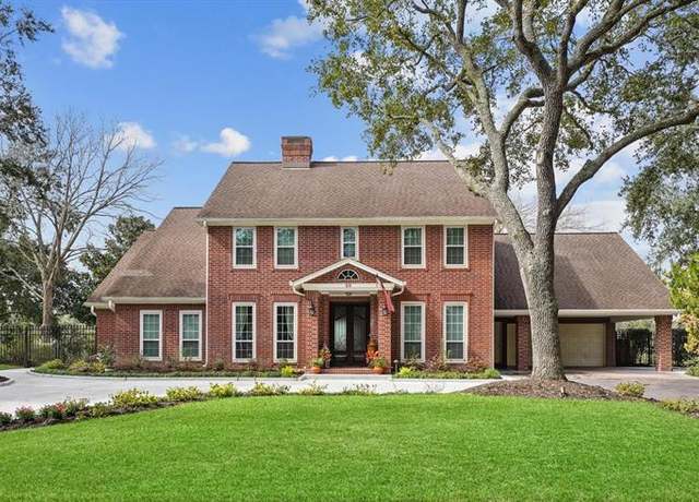 Property at 25 The Oval St, Sugar Land, TX 77479, 5 beds, 3.5 baths