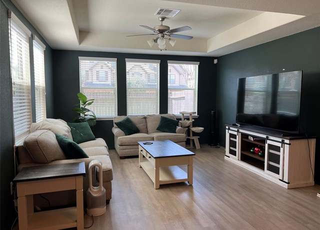 Property at 8315 Columbia Forest Dr, Houston, TX 77095, 3 beds, 2.5 baths