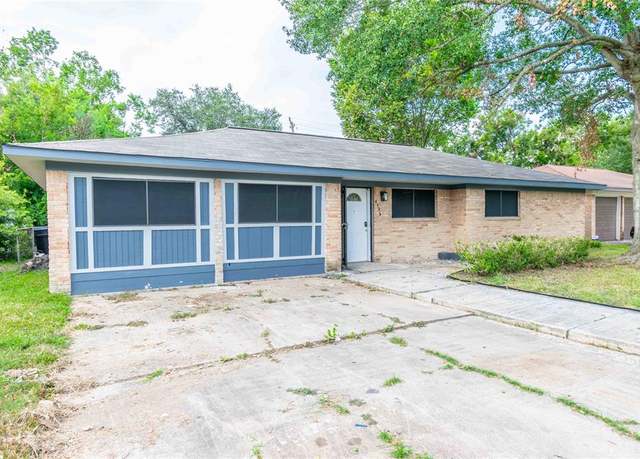 Property at 4122 Knotty Oaks Trl, Houston, TX 77045, 4 beds, 3 baths