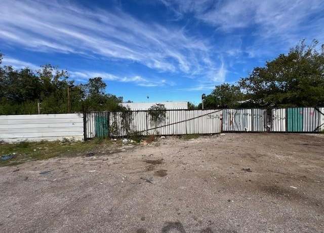 Property at 515 A Howell St, Arcola, TX 77583