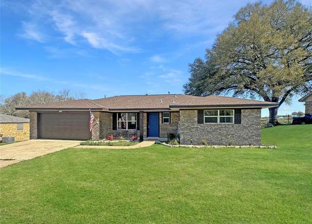 Property at 218 Edward Ln, Brenham, TX 77833, 3 beds, 2 baths