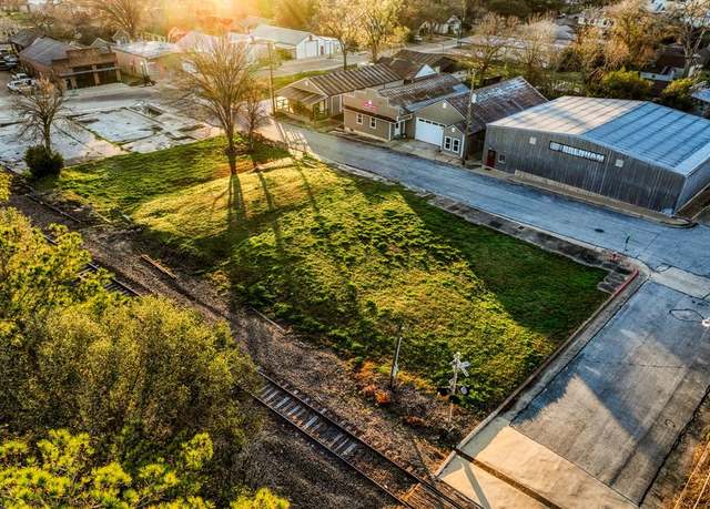 Property at 106 W First St, Brenham, TX 77833