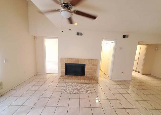 Property at 9809 Richmond Ave Unit F14, Houston, TX 77042, 1 bed, 1 bath