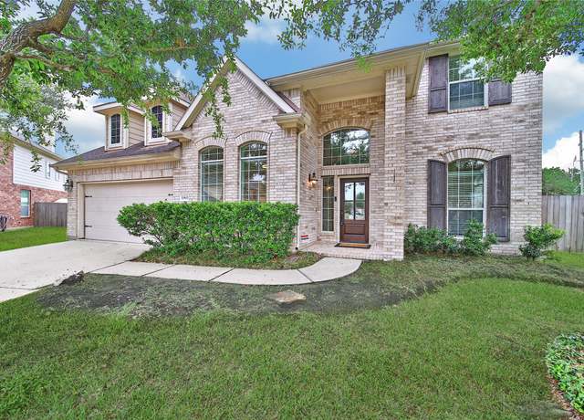 Property at 10802 Lake Raven Ct, Cypress, TX 77433, 4 beds, 3.5 baths