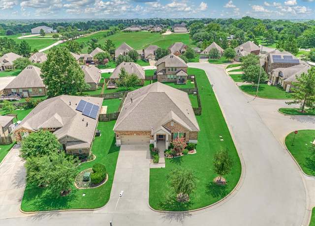 Property at 2305 Ralston Creek Ct, Brenham, TX 77833, 4 beds, 3 baths