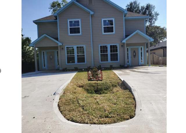 Property at 4122 Mallow St Unit B, Houston, TX 77051, 4 beds, 3 baths