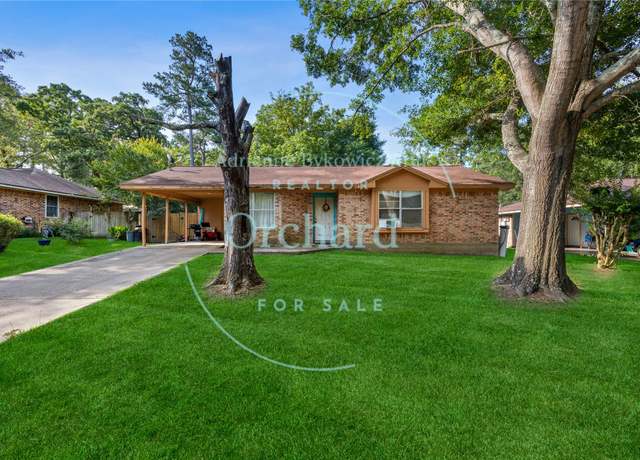 Property at 112 N Forest Dr, Willis, TX 77378, 2 beds, 1 bath