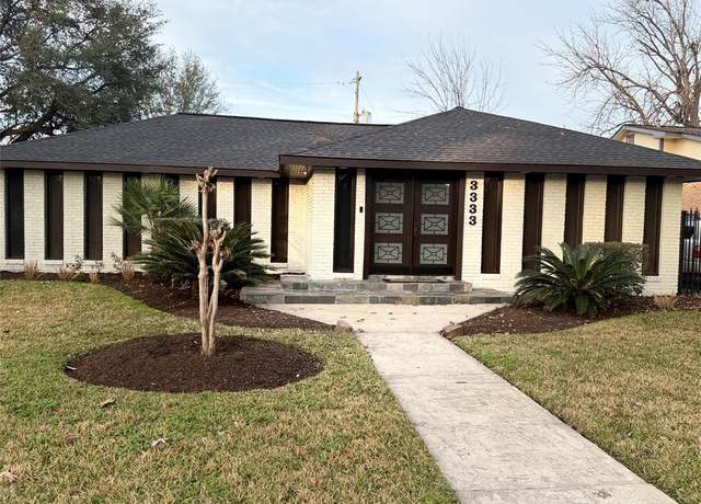 Property at 3333 Prospect St, Houston, TX 77004, 3 beds, 2 baths