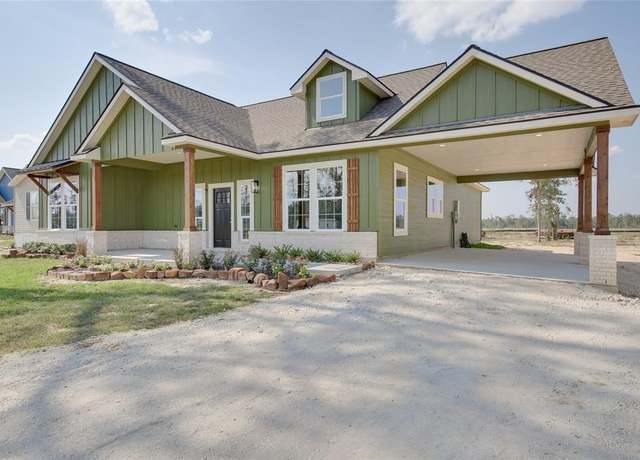 Property at 1127 Peter Pine St, Huffman, TX 77336, 4 beds, 2.5 baths