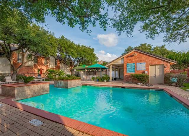 Property at 2211 S Kirkwood Rd #19, Houston, TX 77077, 2 beds, 2.5 baths