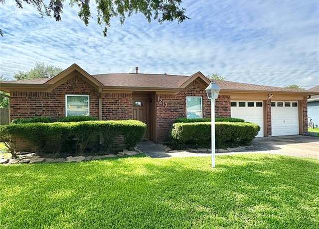 Property at 1217 E Brown Ln, Deer Park, TX 77536, 3 beds, 1.5 baths