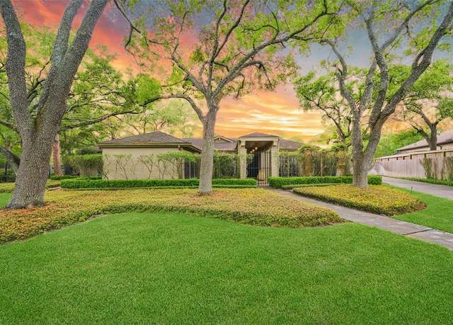 Property at 435 Flint Point Dr, Houston, TX 77024, 4 beds, 3.5 baths