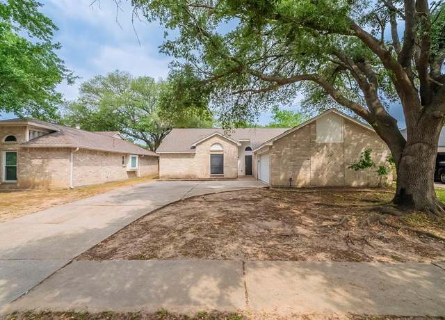 Property at 2323 Piddler Dr, Spring, TX 77373, 3 beds, 2 baths