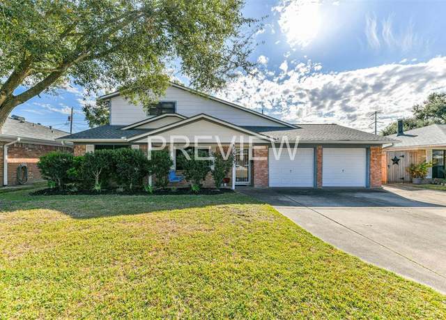 Property at 822 N Kaufman Dr, Deer Park, TX 77536, 6 beds, 3 baths