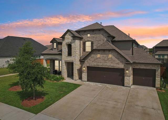 Property at 3403 Majestic Pine Ln, Rosenberg, TX 77471, 5 beds, 3.5 baths