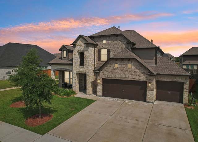 Property at 3403 Majestic Pine Ln, Rosenberg, TX 77471, 5 beds, 3.5 baths