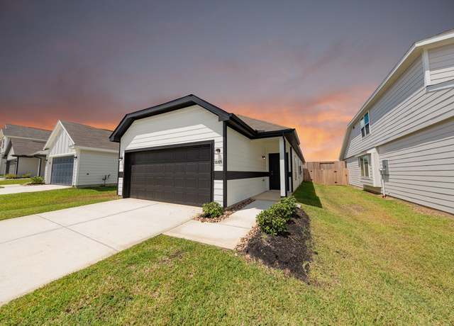 Property at 13321 Burbot Dr, Conroe, TX 77384, 3 beds, 2 baths