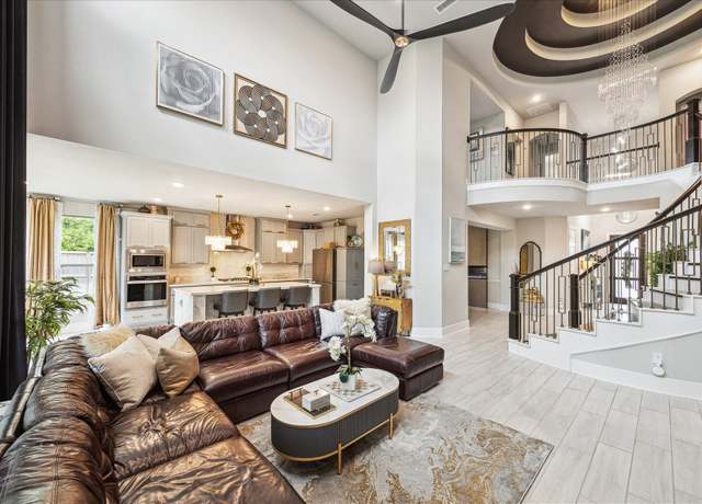 Property at 8826 Forest Side Dr, Missouri City, TX 77459, 4 beds, 3.5 baths