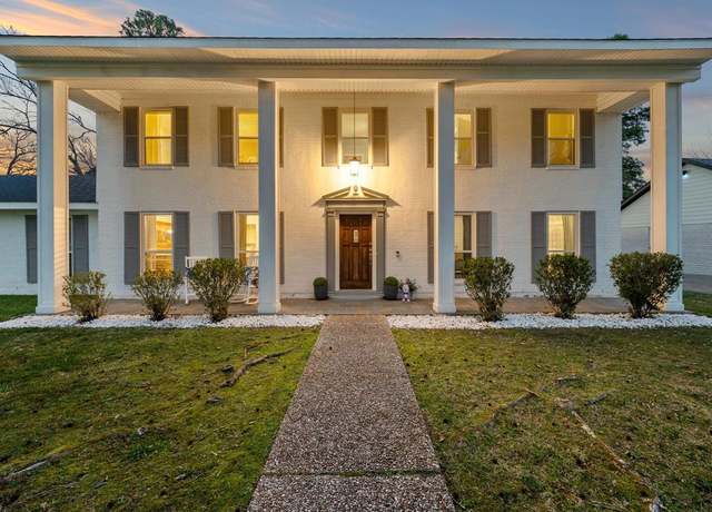 Property at 551 Hermitage Ct, Conroe, TX 77302, 4 beds, 2.5 baths