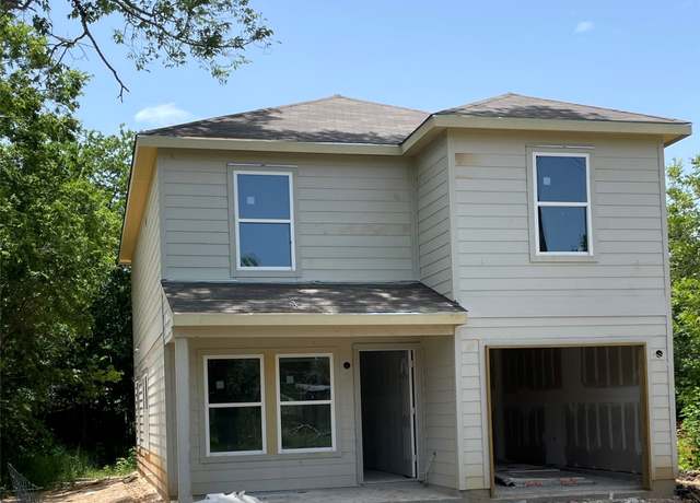 Property at 1316 Farquhar St, Navasota, TX 77868, 3 beds, 2.5 baths