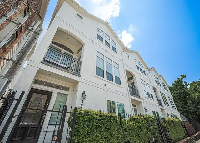 Property at 3925 Floyd St, Houston, TX 77007, 3 beds, 3.5 baths
