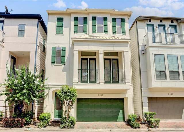 Property at 9617 Pemberton Crescent Dr, Houston, TX 77025, 3 beds, 3.5 baths