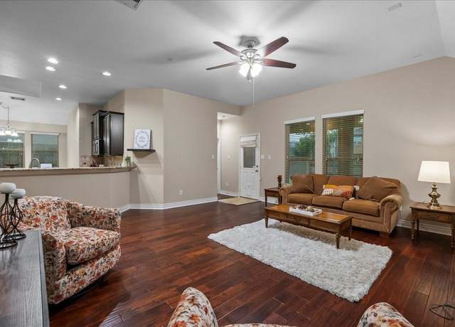 Property at 634 Pedernales St, Webster, TX 77598, 3 beds, 2 baths