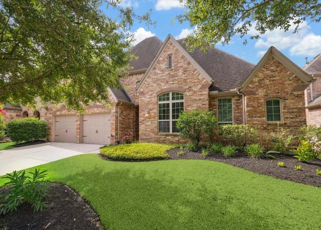 Property at 15 S Almondell Way, Magnolia, TX 77354, 4 beds, 3 baths