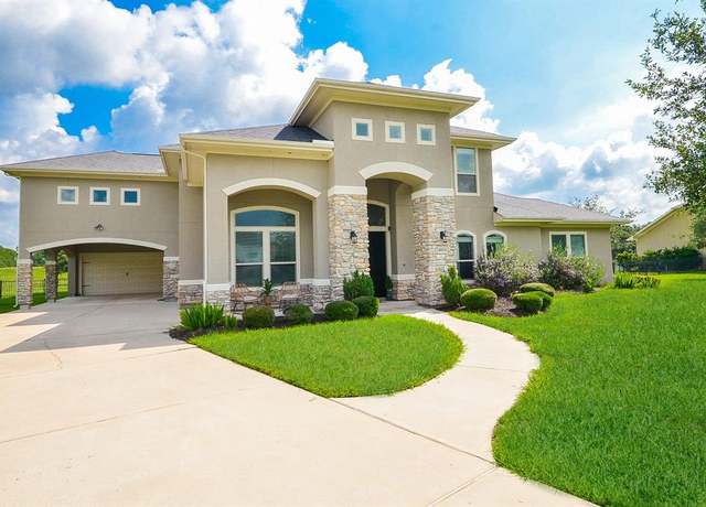 Property at 8811 Majesty Ln, Richmond, TX 77469, 4 beds, 4.5 baths