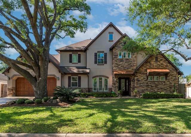 Property at 13906 Saint Marys Ln, Houston, TX 77079, 4 beds, 3.5 baths