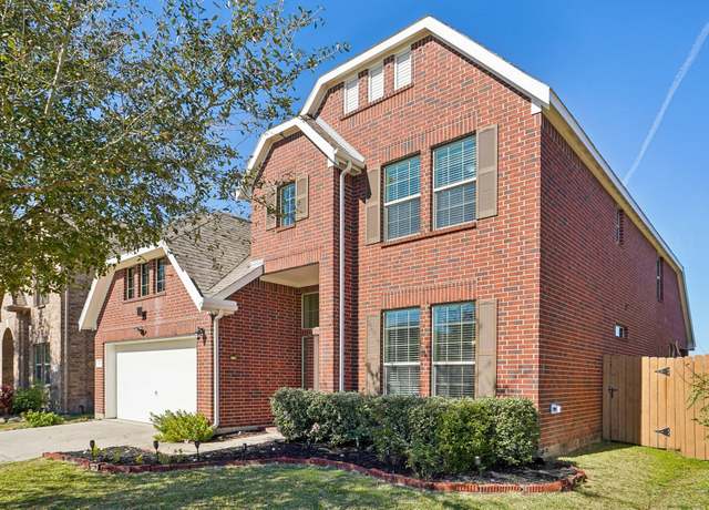 Property at 2813 Bottiglia Way, League City, TX 77573, 4 beds, 3.5 baths