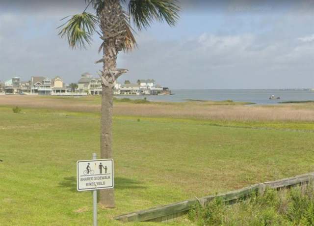 Property at 34 & 35 Tiki Dr, Tiki Island, TX 77554