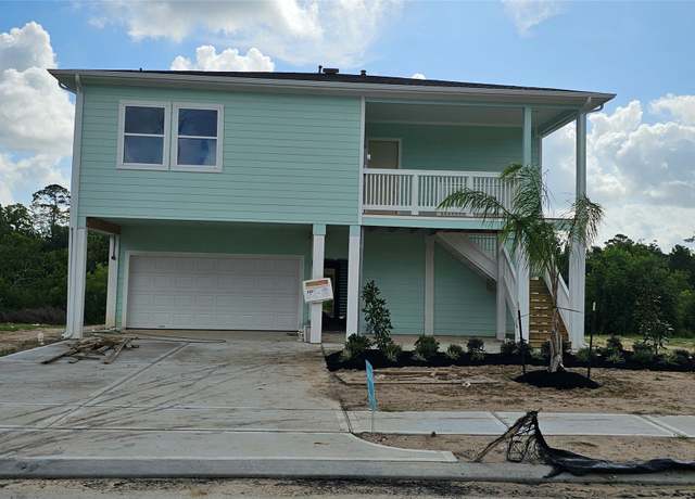 Property at 3801 Peacock Isle Dr, Dickinson, TX 77539, 3 beds, 2 baths