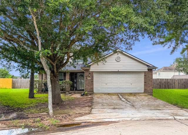 Property at 13616 Barton Meadow Ct, Rosharon, TX 77583, 4 beds, 2.5 baths