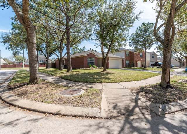 Property at 17219 S Summit Canyon Dr, Houston, TX 77095, 3 beds, 2 baths